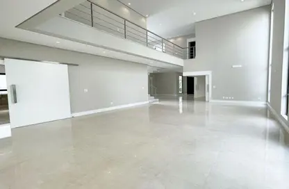 Villa - 5 Bedrooms - 6 Bathrooms for sale in Swan Lake West - 6 October Compounds - 6 October City - Giza