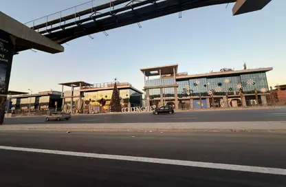 مساحات مكتبية - 2 حمامات للايجار في جولدن جيت - شارع التسعين الجنوبي - التجمع الخامس - مدينة القاهرة الجديدة - القاهرة