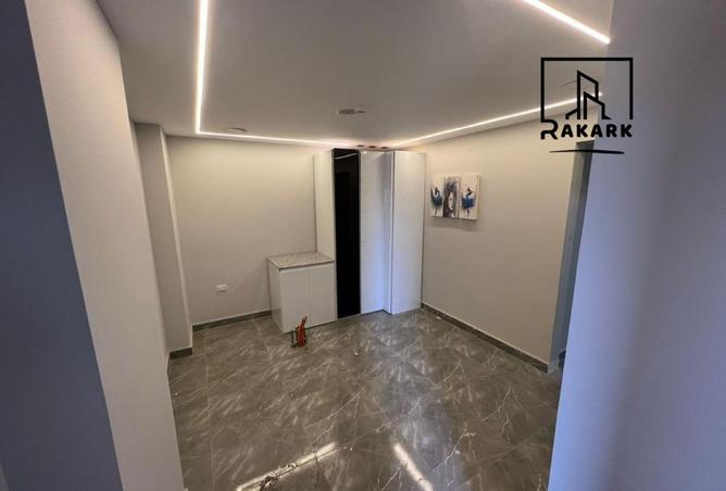 75967996 - Property Image 2
