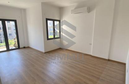 Apartment - 3 - 2 for sale in Moon Residences - Fifth Square - The 5th Settlement - New Cairo City - Cairo