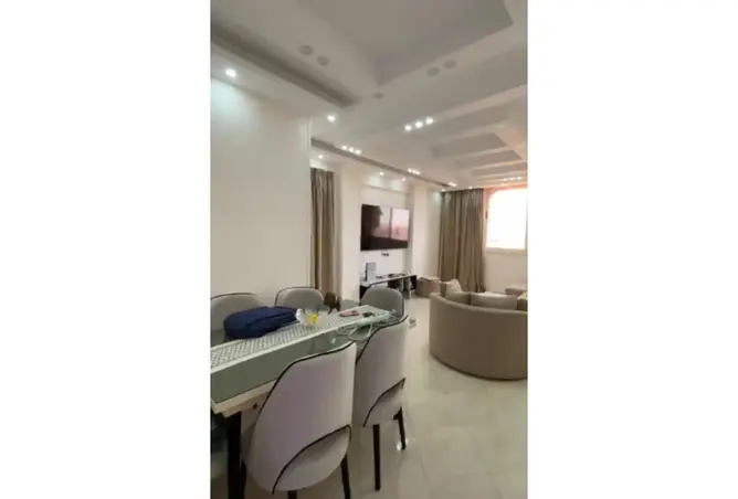 113818300 - Property Image 2