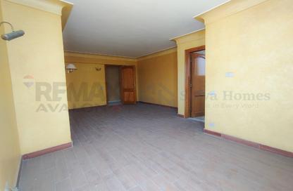 Apartment - 4 Bedrooms - 3 Bathrooms for sale in Zezenia - Hay Sharq - Alexandria