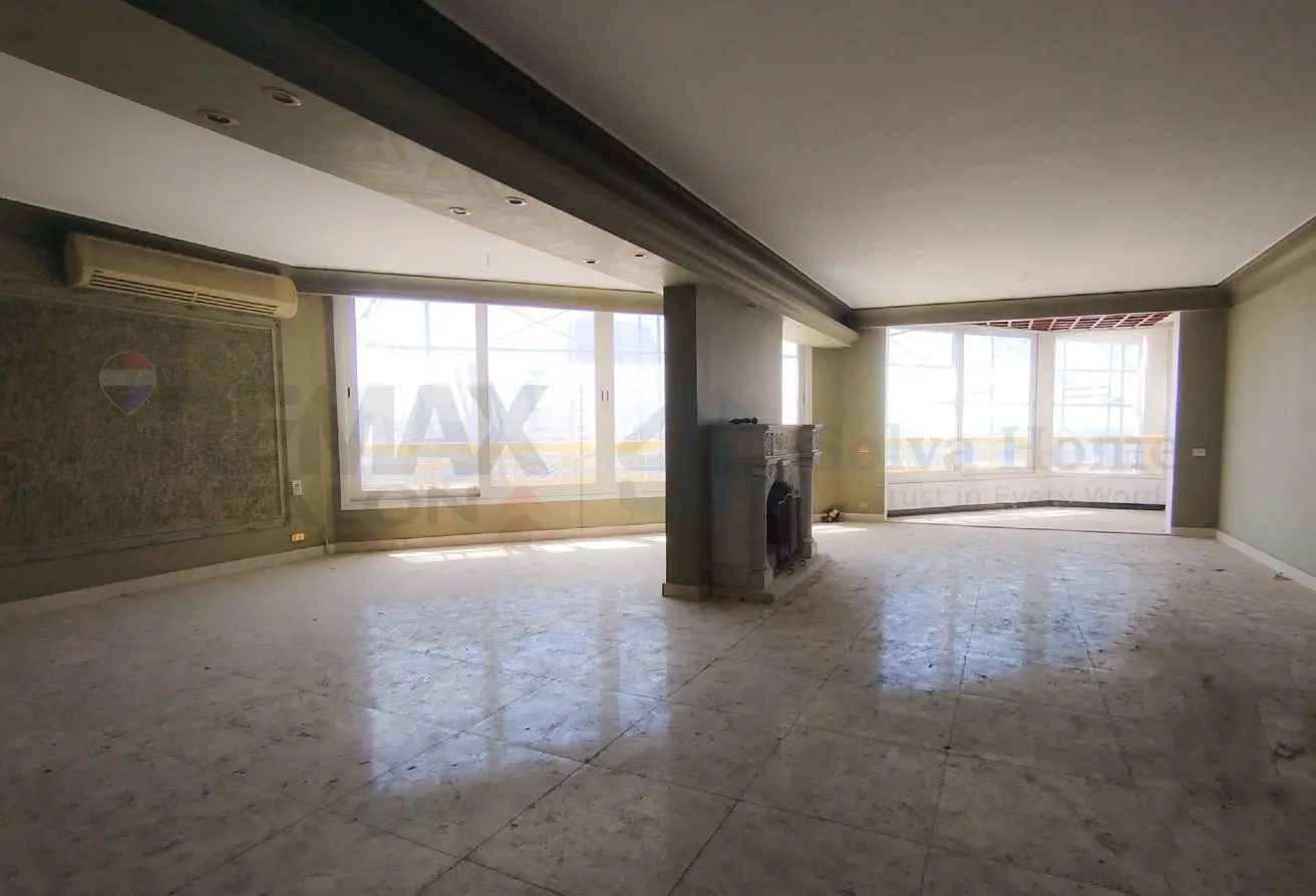 65918873 - Property Main Image