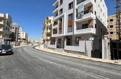 Apartment - 3 Bedrooms - 2 Bathrooms for sale in New Narges - New Cairo City - Cairo