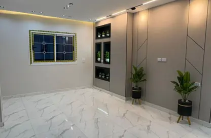 شقة - 3 غرف نوم - 2 حمامات للبيع في البوابة الرابعة القديمة - حورس - حدائق الاهرام - الجيزة