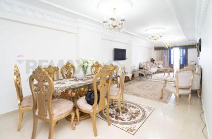 Apartment - 3 Bedrooms - 2 Bathrooms for sale in Sporting - Hay Sharq - Alexandria