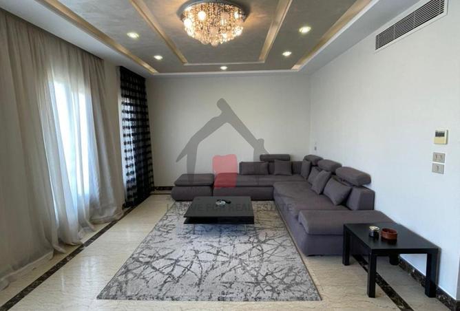 71904103 - Property Main Image