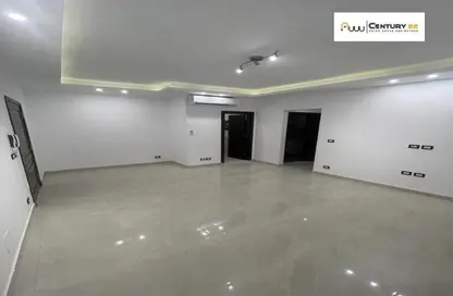 Apartment - 1 Bedroom - 2 Bathrooms for sale in Centerville - Hyde Park - New Cairo City - Cairo
