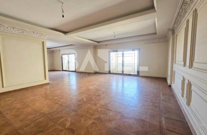 Apartment - 3 Bedrooms - 3 Bathrooms for sale in Kafr Abdo - Roushdy - Hay Sharq - Alexandria