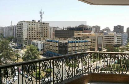 شقة - 4 غرف نوم - 3 حمامات للبيع في شارع سمير عبد الرؤوف - المنطقة الثامنة - مدينة نصر - القاهرة