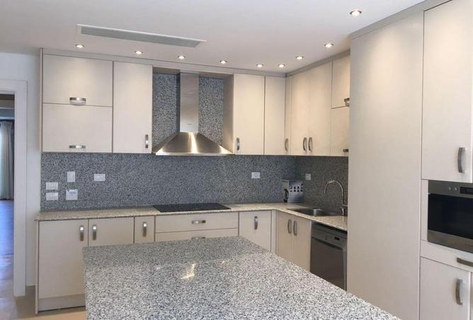 67476099 - Property Image 3