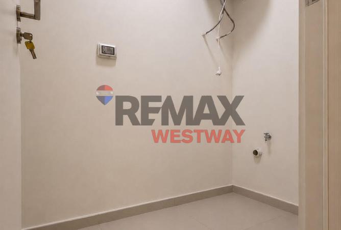 106017122 - Property Image 3