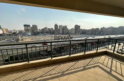 شقة - 3 غرف نوم - 3 حمامات للبيع في طريق النصر - المنطقة السادسة - مدينة نصر - القاهرة