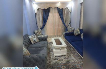 Apartment - 3 Bedrooms - 2 Bathrooms for rent in Al Geish Road - Cleopatra - Hay Sharq - Alexandria