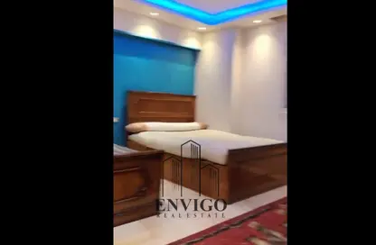 شقة - 4 غرف نوم - 3 حمامات للبيع في شارع الشيخ محمد النادي - المنطقة السادسة - مدينة نصر - القاهرة شقة - 4 غرف نوم - 3 حمامات للبيع في شارع الشيخ محمد النادي - المنطقة السادسة - مدينة نصر - القاهرة