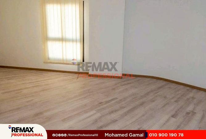 8690320 - Property Image 3