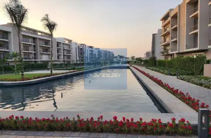 Apartment - 3 Bedrooms - 2 Bathrooms for sale in Moon Residences - Fifth Square - The 5th Settlement - New Cairo City - Cairo