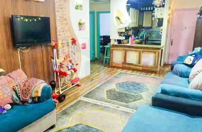 Apartment - 3 Bedrooms - 1 Bathroom for sale in Smouha - Hay Sharq - Alexandria Apartment - 3 Bedrooms - 1 Bathroom for sale in Smouha - Hay Sharq - Alexandria