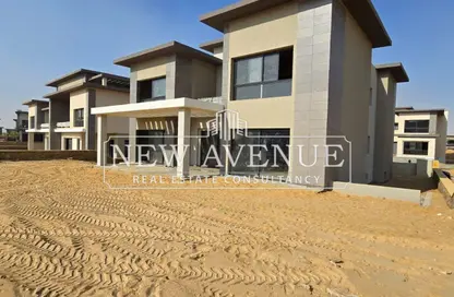 Villa - 7 Bedrooms - 7+ Bathrooms for sale in Swan Lake Residence - 5th Settlement Compounds - The 5th Settlement - New Cairo City - Cairo