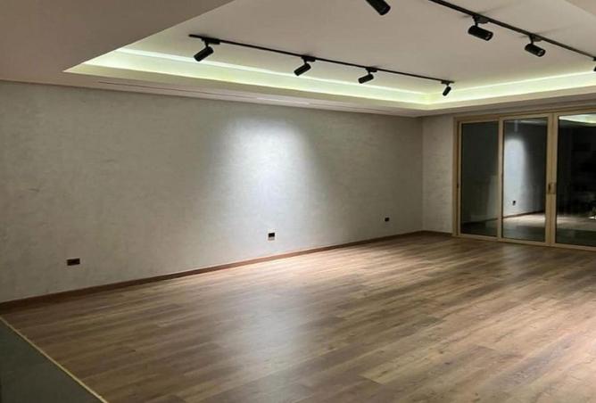 87212537 - Property Image 3