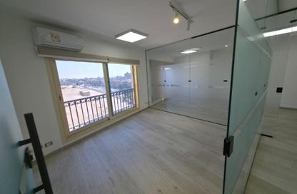 Office Space - Studio - 2 Bathrooms for rent in Degla Square - Degla - Hay El Maadi - Cairo