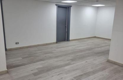 مساحات مكتبية - استوديو - 2 حمامات للايجار في ميدان دجله - دجلة - حي المعادي - القاهرة مساحات مكتبية - استوديو - 2 حمامات للايجار في ميدان دجله - دجلة - حي المعادي - القاهرة