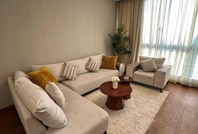 98002735 - Property Image 3