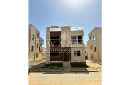 Villa - 4 Bedrooms - 3 Bathrooms for sale in Azzar 2 - 5th Settlement Compounds - The 5th Settlement - New Cairo City - Cairo