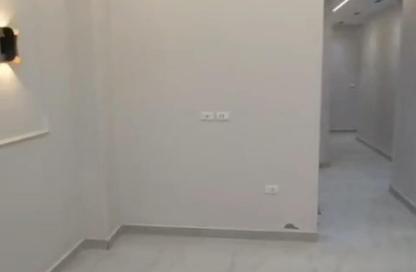 Apartment - 3 Bedrooms - 1 Bathroom for sale in Northern Expansions - 6 October City - Giza