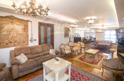 Apartment - 3 Bedrooms - 2 Bathrooms for sale in Hassan Allam St. - Smouha - Hay Sharq - Alexandria