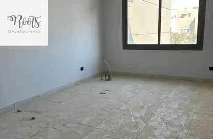 Clinic - 2 Bedrooms - 1 Bathroom for sale in Hale Town - 6 October City - Giza