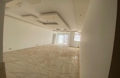 Apartment - 3 - 3 for sale in Garden Residence - Hyde Park - New Cairo City - Cairo