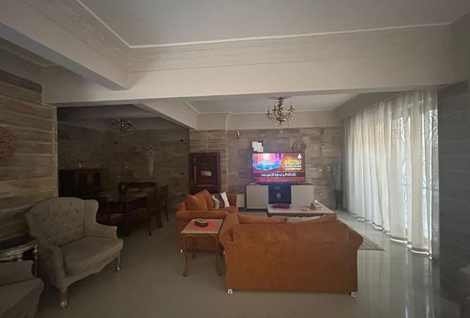 8530404 - Property Image 3