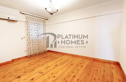 Apartment - 3 Bedrooms - 2 Bathrooms for rent in Smouha - Hay Sharq - Alexandria Apartment - 3 Bedrooms - 2 Bathrooms for rent in Smouha - Hay Sharq - Alexandria