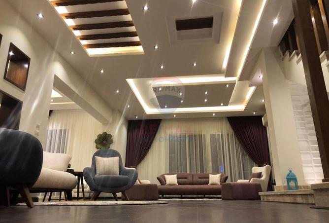 98825217 - Property Image 2