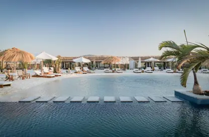 شاليه - 2 غرف نوم - 2 حمامات للبيع في المصيف - راس الحكمة - الساحل الشمالي