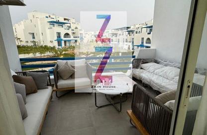 شاليه - 3 غرف نوم - 2 حمامات للايجار في ماونتن فيو راس الحكمة - راس الحكمة - الساحل الشمالي