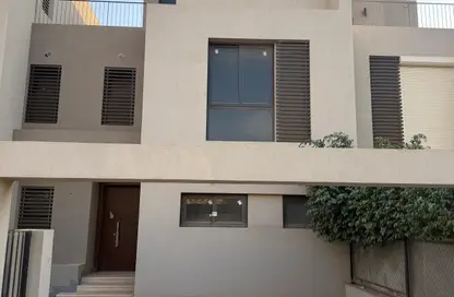 Townhouse - 3 Bedrooms - 3 Bathrooms for sale in Sodic East - 6th District - New Heliopolis - Cairo