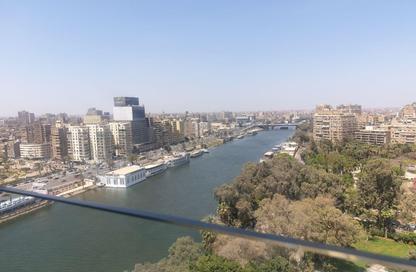 محل تجاري - استوديو - 8 حمامات للبيع في ميدان التحرير - جاردن سيتي - القاهرة