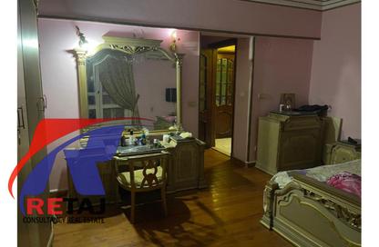 Apartment - 3 Bedrooms - 3 Bathrooms for sale in Al Sayeda Khadija St. - Al Hadiqah Al Dawliyah - 7th District - Nasr City - Cairo