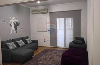 Apartment - Studio - 1 Bathroom for rent in Mahmoud Azmy St. - Zamalek - Cairo