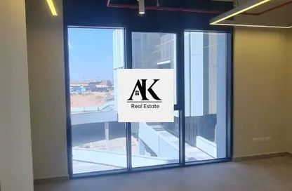 مساحات مكتبية - 3 غرف نوم - 1 حمام للايجار في مول هايد بارك بيزنس - شارع التسعين الجنوبي - التجمع الخامس - مدينة القاهرة الجديدة - القاهرة