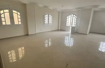 شقة - 3 غرف نوم - 2 حمامات للايجار في شارع ليلي مراد - الياسمين 5 - الياسمين - مدينة القاهرة الجديدة - القاهرة شقة - 3 غرف نوم - 2 حمامات للايجار في شارع ليلي مراد - الياسمين 5 - الياسمين - مدينة القاهرة الجديدة - القاهرة