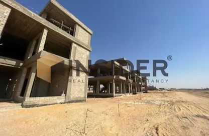 تاون هاوس - 3 غرف نوم - 3 حمامات للبيع في كومباوند سعاده - مدينة القاهرة الجديدة - القاهرة