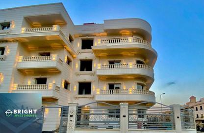 Apartment - 3 Bedrooms - 2 Bathrooms for sale in El Koronfel - The 5th Settlement - New Cairo City - Cairo