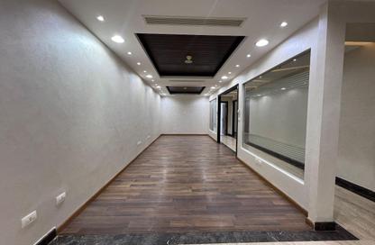 Office Space - 4 Bedrooms - 2 Bathrooms for rent in North Teseen St. - The 5th Settlement - New Cairo City - Cairo