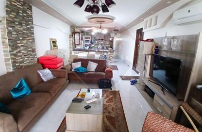 Apartment - 3 Bedrooms - 2 Bathrooms for sale in Camp Chezar - Hay Wasat - Alexandria