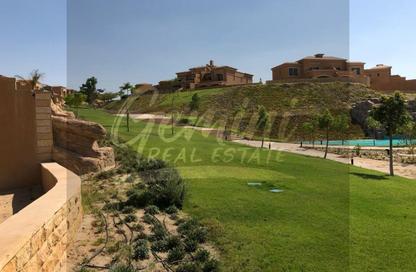 Villa - 6 Bedrooms - 7 Bathrooms for sale in Royal Meadows - Sheikh Zayed Compounds - Sheikh Zayed City - Giza Villa - 6 Bedrooms - 7 Bathrooms for sale in Royal Meadows - Sheikh Zayed Compounds - Sheikh Zayed City - Giza