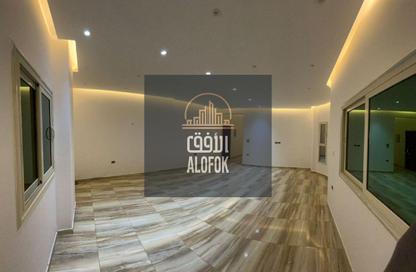 Co-Working Space - 3 Bedrooms - 2 Bathrooms for rent in Al Narges 2 - Al Narges - New Cairo City - Cairo