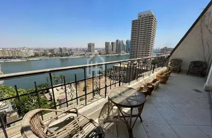 Apartment - 3 Bedrooms - 3 Bathrooms for rent in Mohamed Mazhar St. - Zamalek - Cairo